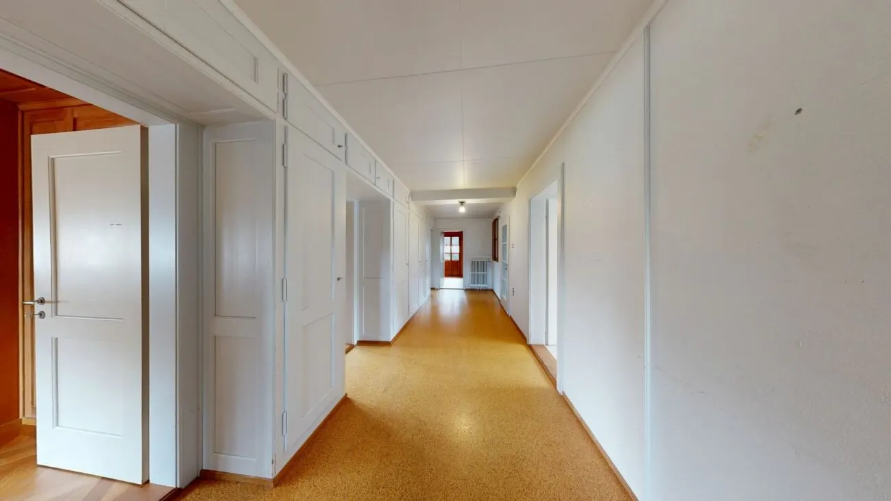 Sehr schönes Zimmer mit tollem Ausblick 2